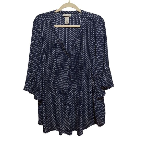 Catherines Womens 1X 18/20W  Blue White Blouse Top Pleated  3/4‎ Bell Sleeve - Picture 1 of 9